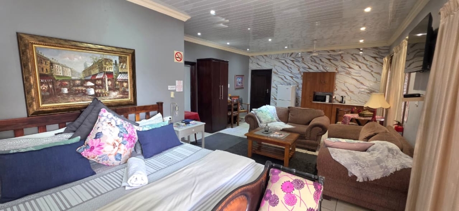 9 Bedroom Property for Sale in St Helena Free State